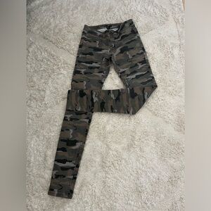 H&M skinny jeans , 8